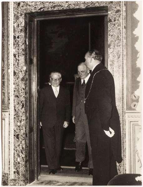 Il Presidente della Repubblica Giovanni Gronchi con il politico statunitense John Foster Dulles