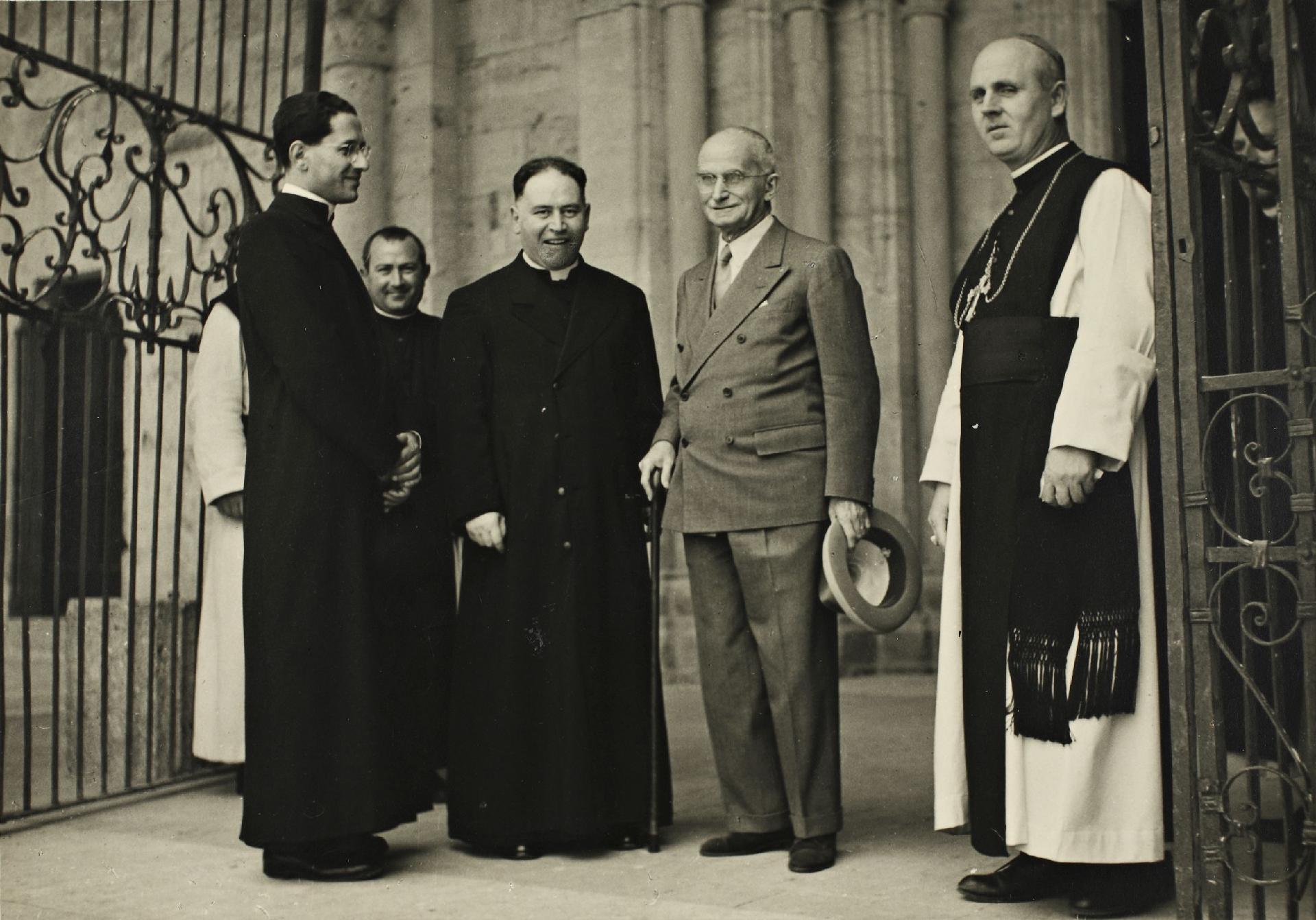 Visita di Luigi Einaudi alla Basilica di Casamari (Frosinone)