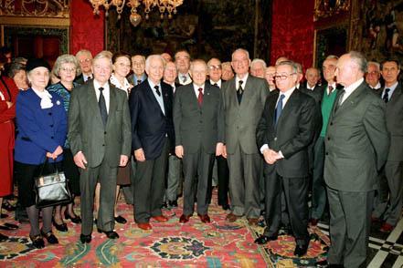 Il Presidente Ciampi con alcuni esponenti dell'Associazione Nazionale Ex Internati