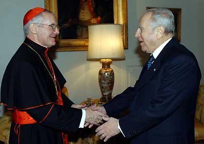 Il Presidente Ciampi con S.E. Rev.ma il Cardinale Jean Louis Tauran