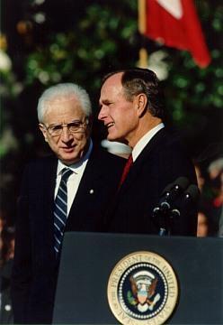Il Presidente della Repubblica Francesco Cossiga con il Presidente George Bush in visita di Stato negli Stati Uniti