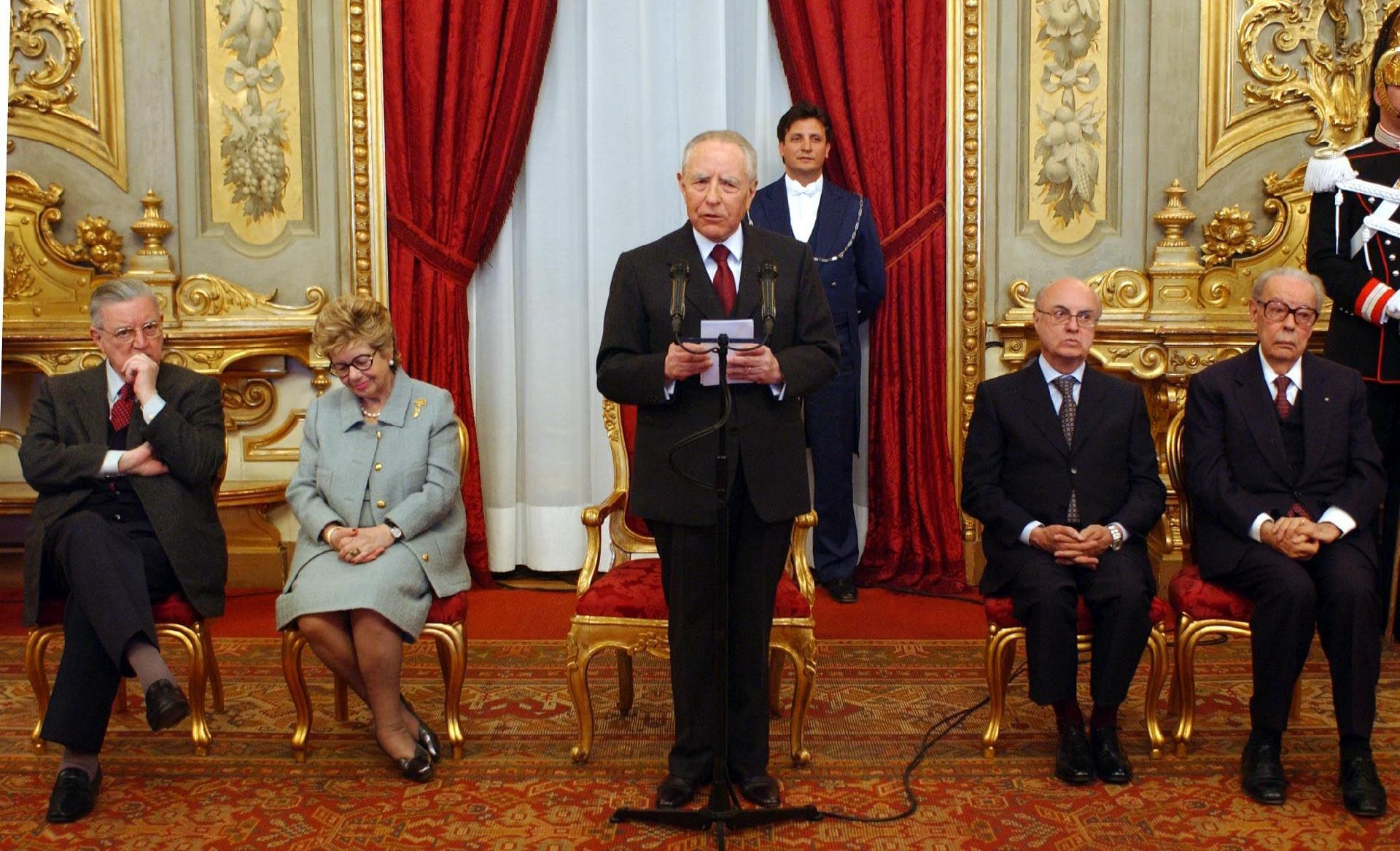 Incontro con il Consiglio di Presidenza, il Consiglio Direttivo ed i candidati ai Premi David di Donatello per il 2003