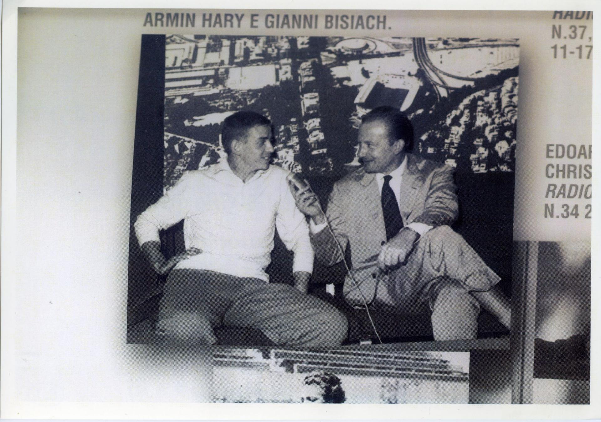 Gianni Bisiach intervista Armin Hary, vincitore dei 100 metri piani durante le Olimpiadi di Roma nel 1960