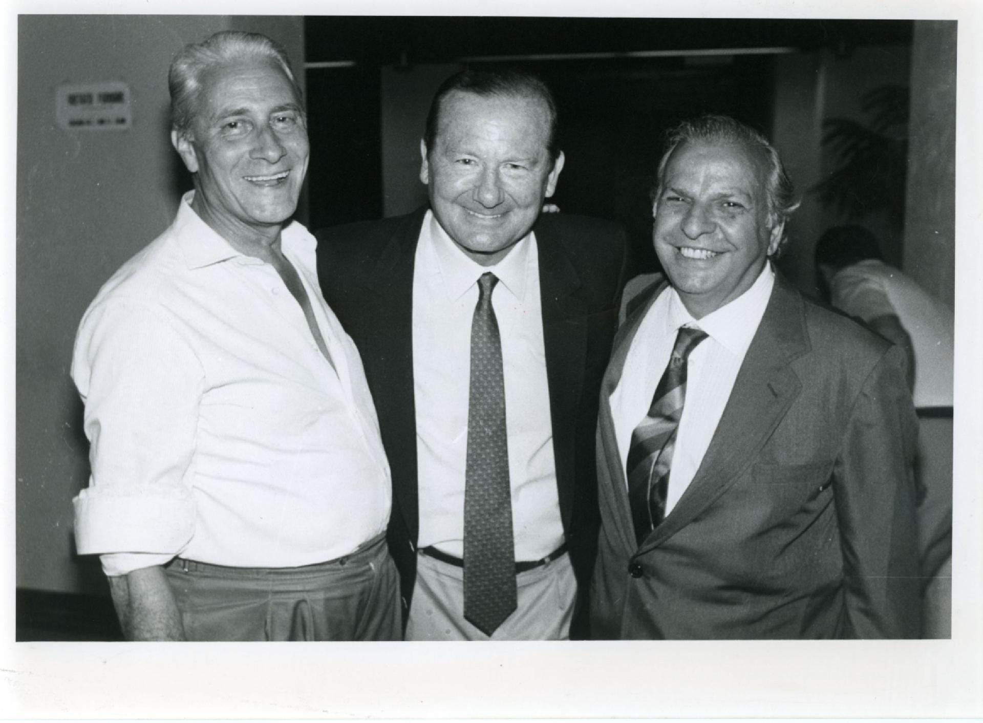 Gianni Bisiach con Giulio Andreotti e Lucia Alberti al &quot;Premio Strega&quot; nel 1985