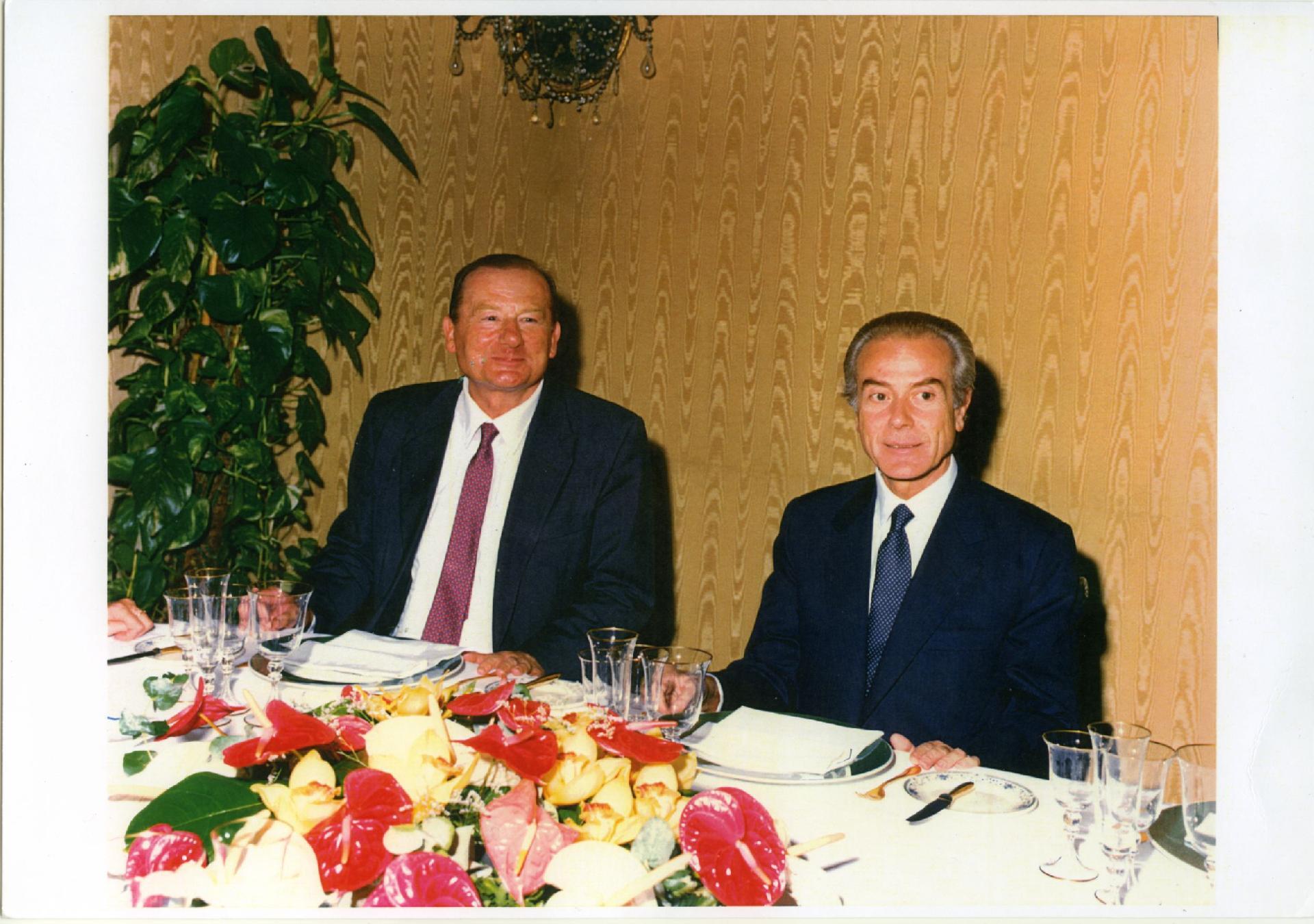 Gianni Bisiach con Gianni Letta alla Casina Valadier di Roma nel 1999 per festeggiate il &quot;Premio Tevere&quot;