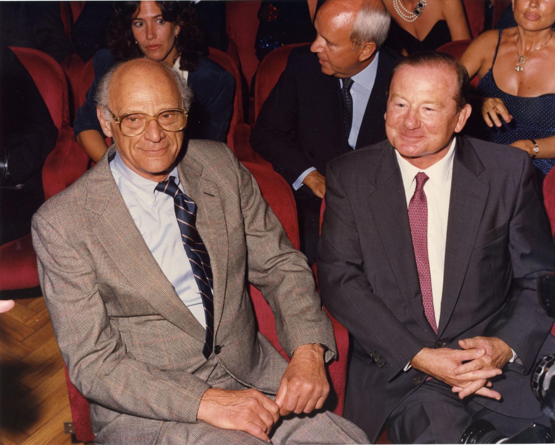 Gianni Bisiach con Arthur Miller al Teatro Argentina di Roma nel 1991 per ricevere il &quot;Premio Tevere&quot;