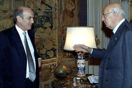 Il Presidente Giorgio Napolitano con Guido Trombetti, Presidente della Conferenza dei Rettori delle Università Italiane, in occasione del'incontro con i rappresentanti del Comitato.