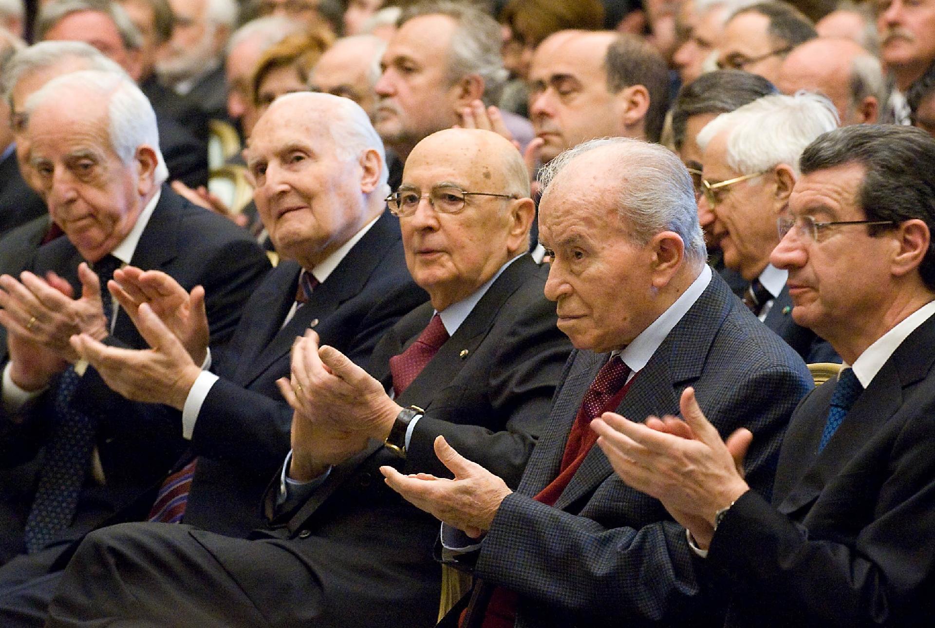 Il Presidente Giorgio Napolitano nel corso della &quot;Lectio magistralis&quot; del Prof. Mario Tronti, sul tema &quot;Persona e politica&quot;, in occasione dei 95 anni di Pietro Ingrao