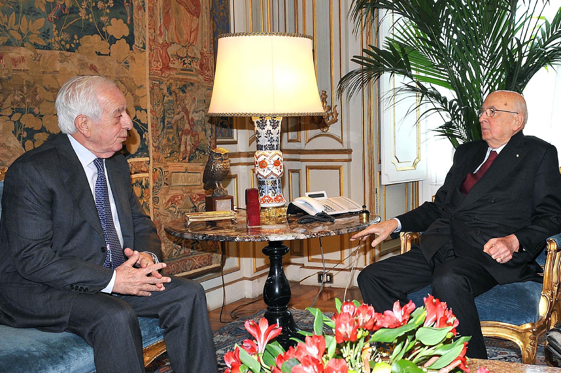 Il Presidente Giorgio Napolitano con il Dott. Francesco Amirante, Presidente della Corte costituzionale, durante i colloqui