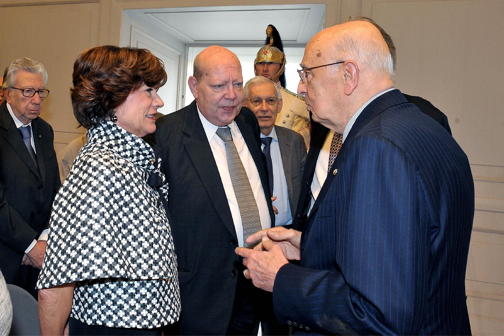 Il Presidente Giorgio Napolitano con i familiari del Presidente Emerito della Corte costituzionale Giuliano Vassalli in occasione della commemorazione dedicata al giurista
