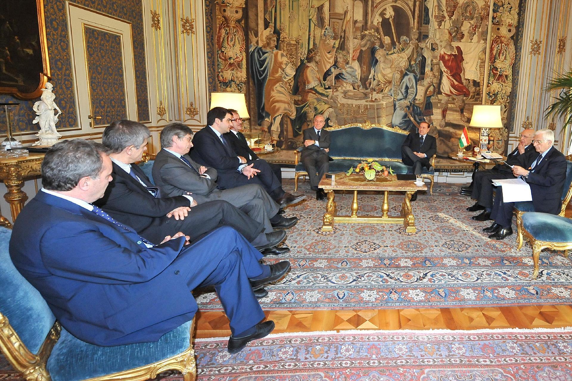 Il Presidente Giorgio Napolitano con i rappresentanti del Governo, delle Regioni e degli Enti locali che gli hanno illustrato l'accordo sull'immigrazione