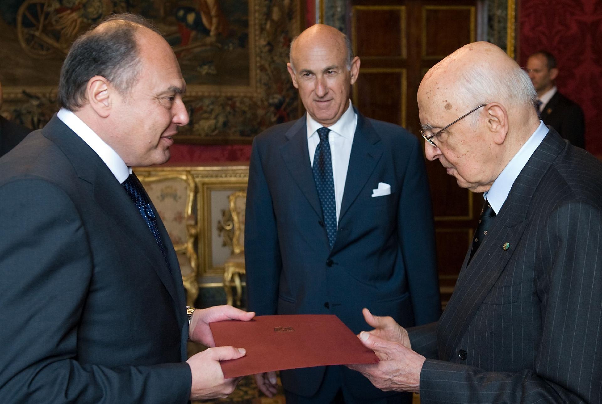 Il Presidente Giorgio Napolitano con S.E. l'Amb. Mohamed Farid Mohamed Monib, della Repubblica Araba d'Egitto, in occasione della presentazione delle Lettere Credenziali