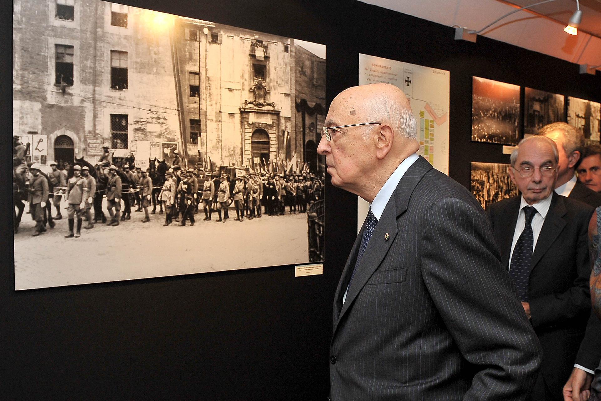 Il Presidente Giorgio Napolitano visita la mostra allestita sul Treno del Milite Ignoto dal titolo "1921. Da Aquileia a Roma. Il Viaggio del Milite Ignoto"