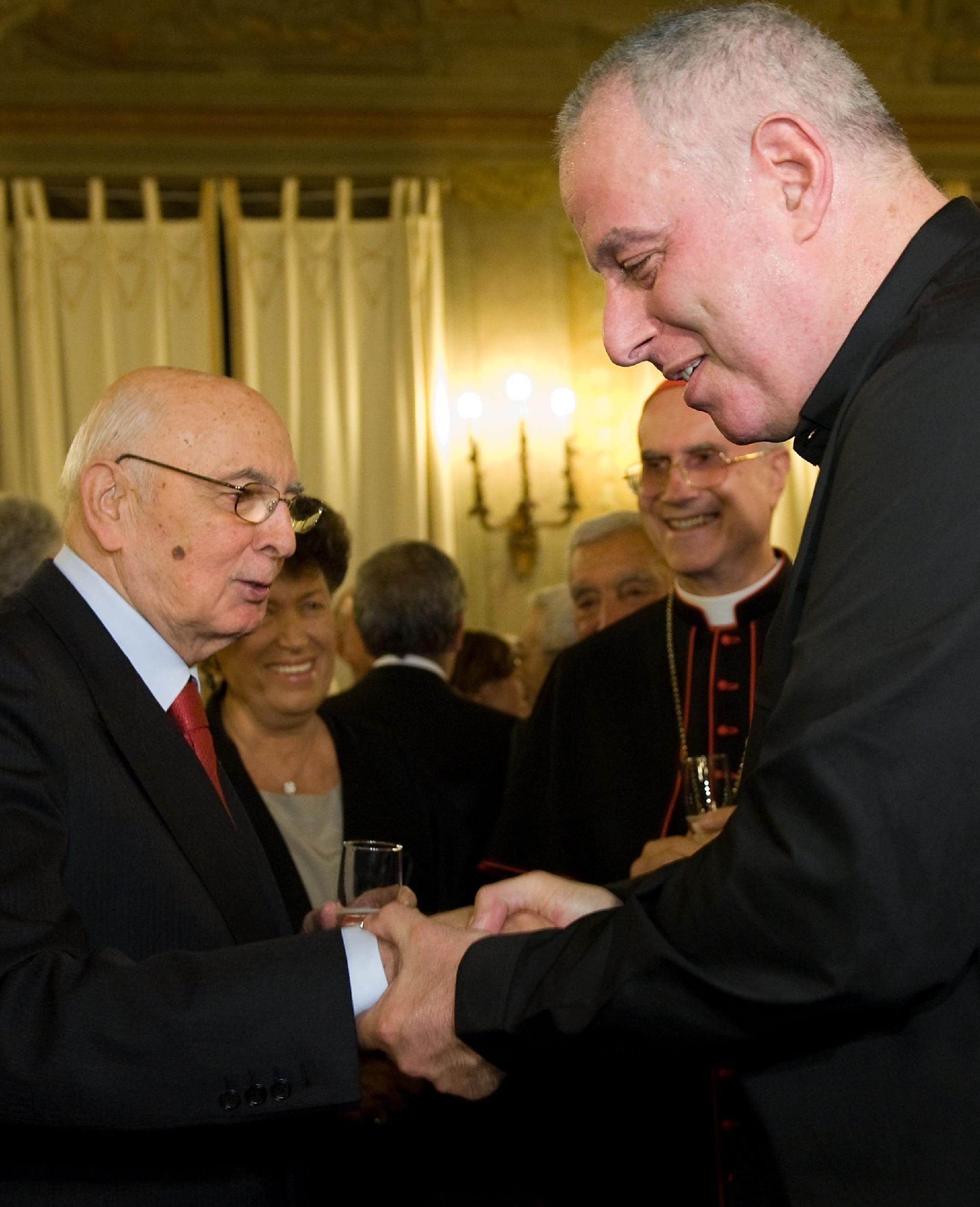 Il Presidente Giorgio Napolitano con il Maestro Daniel Oren, al termine del concerto di Natale