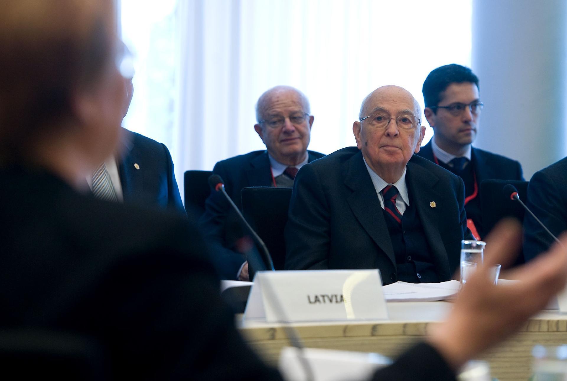 Il Presidente Giorgio Napolitano nel corso dell'incontro informale multilaterale di Capi di Stato &quot;Uniti per l'Europa&quot;