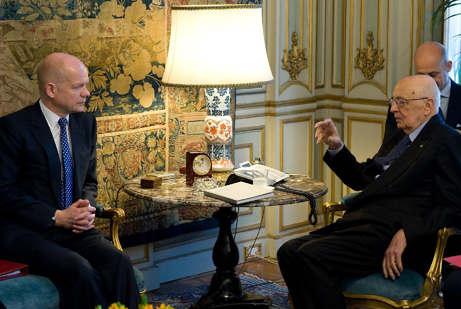 Il Presidente Giorgio Napolitano nel corso dei colloqui con William Jefferson Hague, Segretario di Stato per gli Affari Esteri e del Commonwealth