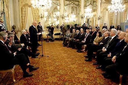 Il Presidente Giorgio Napolitano rivolge il suo indirizzo di saluto ai rappresentanti del Comitato Esecutivo della Confederazione Europea dei Sindacati