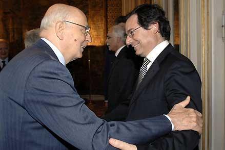 Il Presidente Giorgio Napolitano con Giannicola Sinisi, Vice Presidente dell'Assemblea e Presidente della Delegazione Italiana ed i membri del Comitato dei Presidenti dell'Assemblea dell'Unione dell'Europa Occidentale