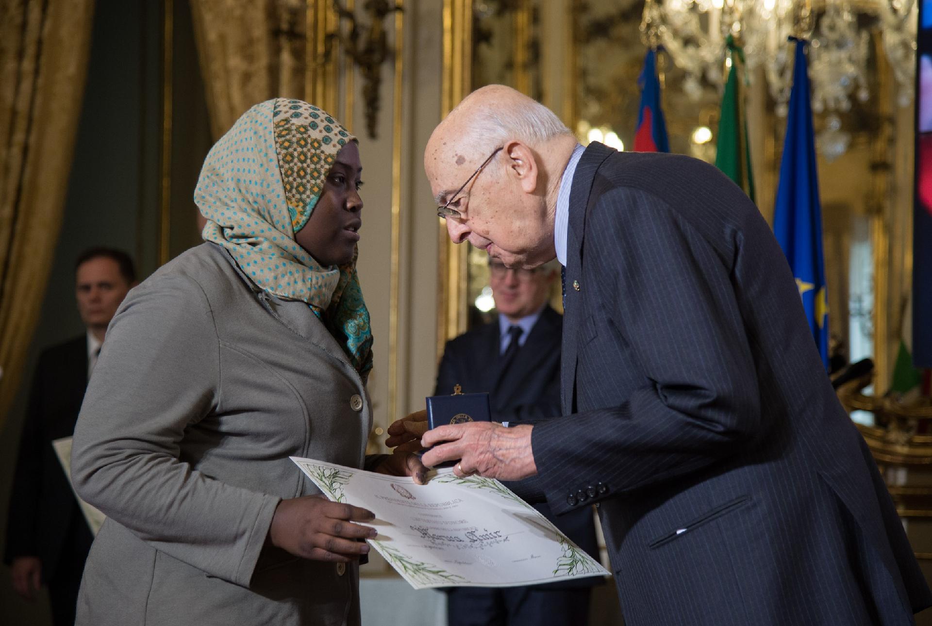 Il Presidente della Repubblica Giorgio Napolitano nel corso dell'incontro con i nuovi Alfieri della Repubblica