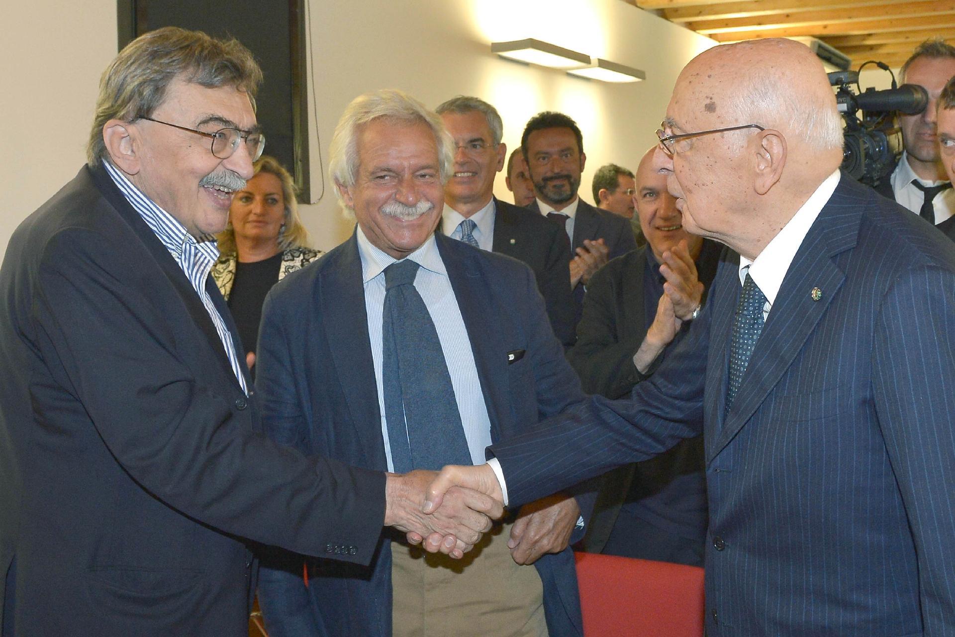 Il Presidente Giorgio Napolitanonel corso della visita alla sede della Fondazione Gianni Pellicani