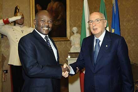 Il Presidente Giorgio Napolitano accoglie Pierre Nkurunziza, Presidente della Repubblica del Burundi