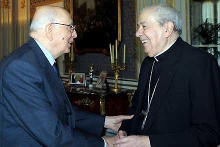Il Presidente Giorgio Napolitano con S.Em. Rev.ma il Cardinale Achille Silvestrini, in occasione dell'incontro al Quirinale