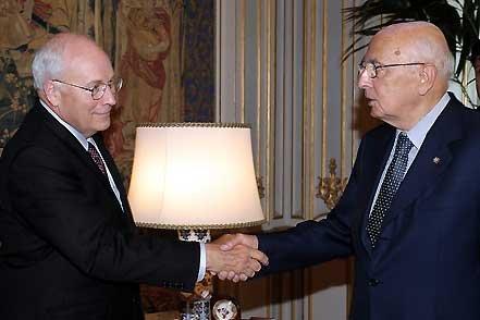 Il Presidente Giorgio Napolitano con Richard Cheney, Vice Presidente degli Stati Uniti d'America al termine dei colloqui