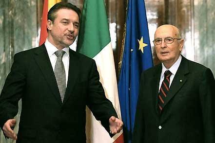 Il Presidente Giorgio Napolitano con Branko Crvenkovski, Presidente della Repubblica di Macedonia al termine delle comuniicazioni alla stampa