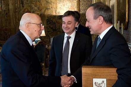 Il Presidente Giorgio Napolitano con Natalino Giorgio Guerrini e Cesare Fumagalli, rispettivamente Presidente e Segretario generale della Confartigianato, in occasione dell'incontro con il Comitato di Presidenza dell'Associazione