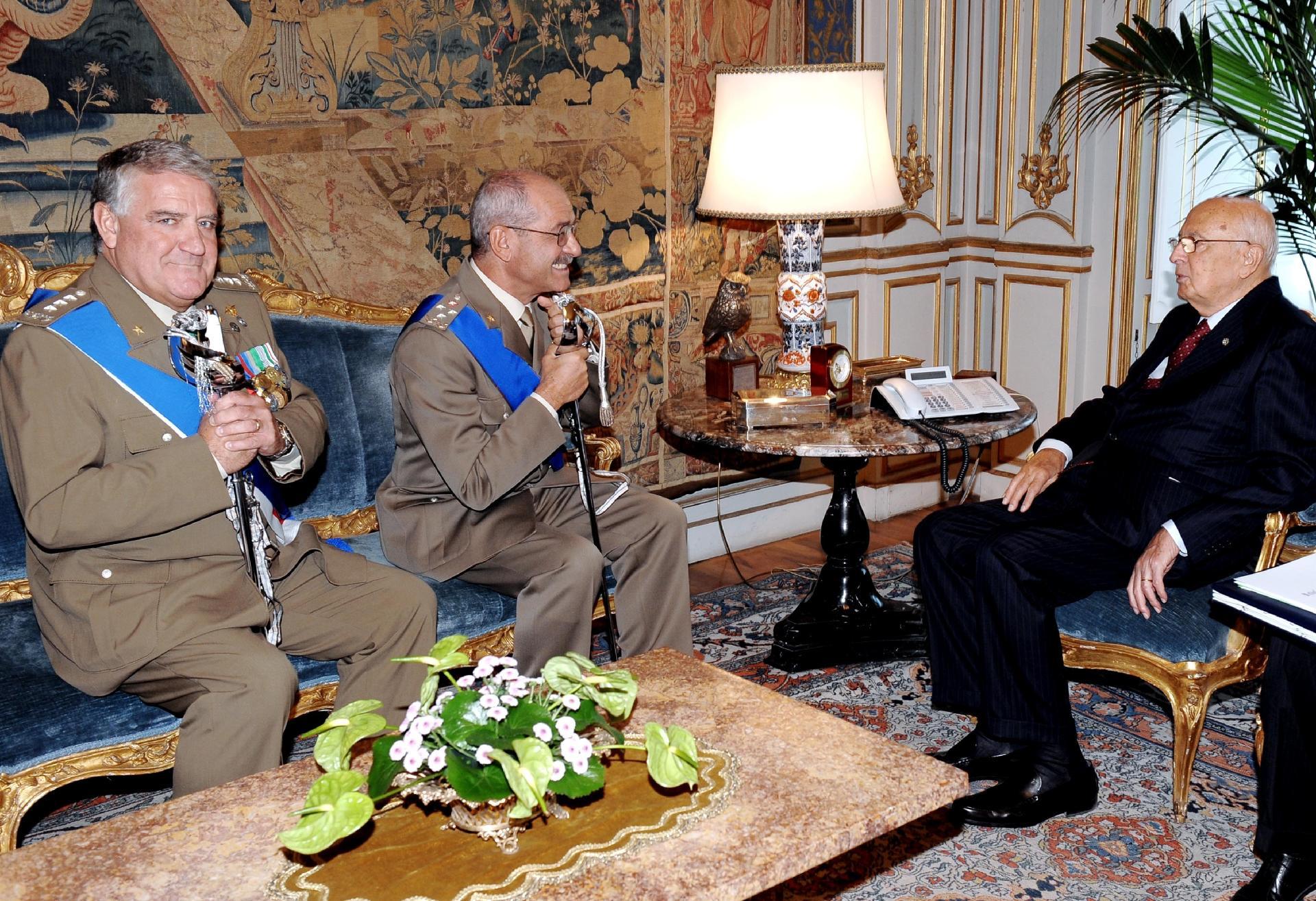 Il Presidente Giorgio Napolitano con i Generali C.A. Fabrizio Castagnetti e Giuseppe Valotto
