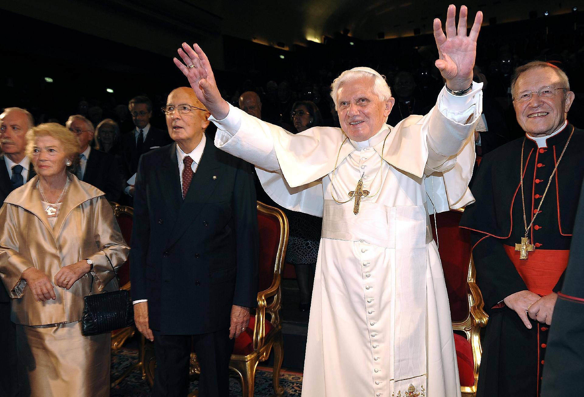 Il Presidente Napolitano, il Papa Benedetto XVI ed il Cardinale Kasper al concerto "Giovani contro la Guerra"