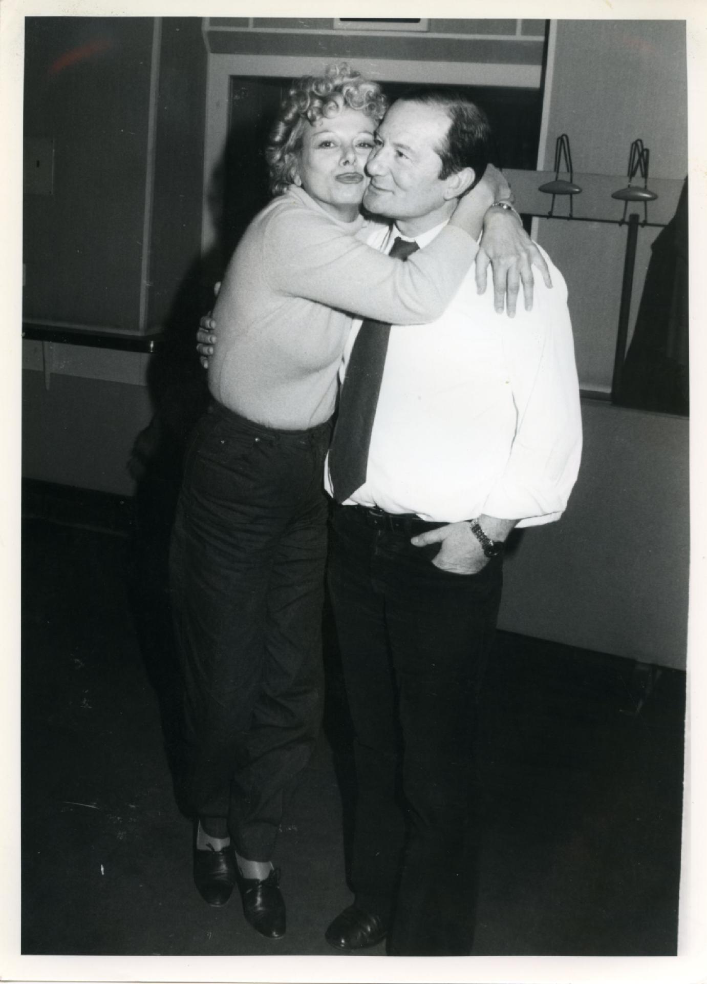 Gianni Bisiach con Sandra Milo a &quot;Radio anch&apos;io&quot; nello studio 8 di via Asiago n. 10 a Roma nel 1981