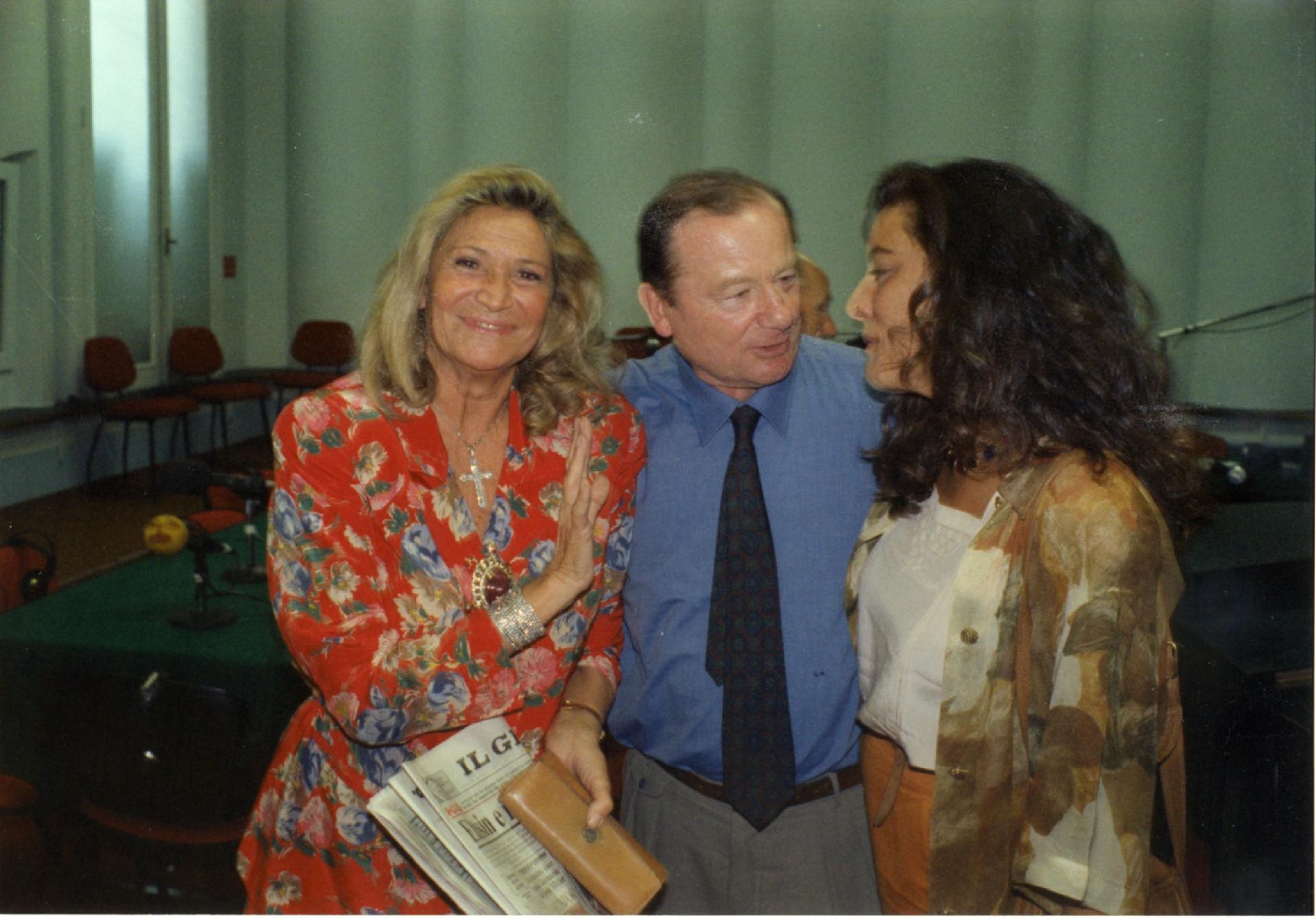 Gianni Bisiach con Marta Marzotto e Adele De Pascale a &quot;Radio anch&apos;io&quot; nello studio 8 di via Asiago n. 10 a Roma nel 1990
