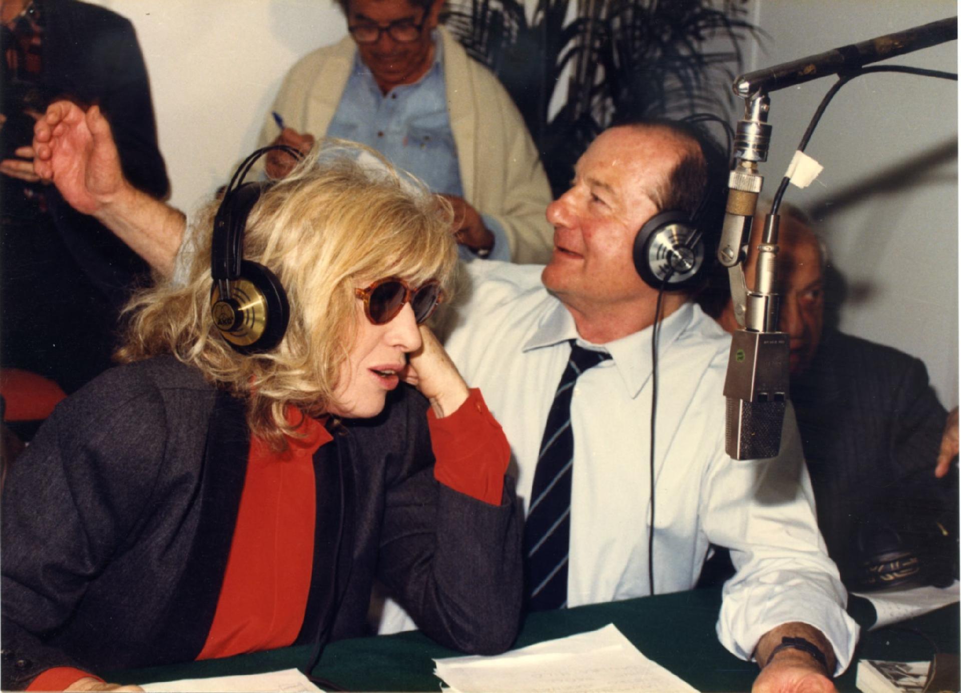 Gianni Bisiach con Monica Vitti, Nanni Loy e Ruggero Orlando a &quot;Radio anch&apos;io TV&quot; nello studio 8 di via Asiago n. 10 a Roma nel 1991