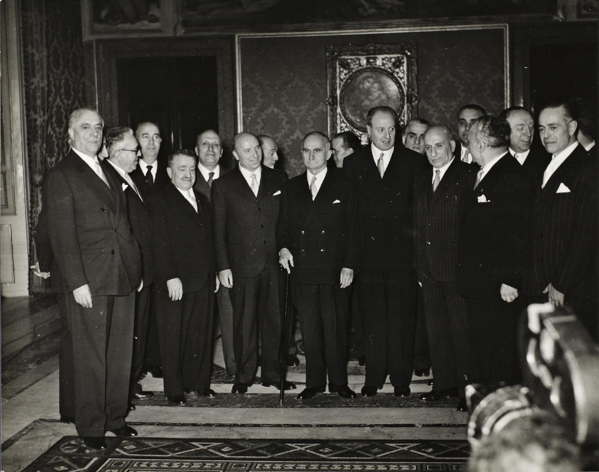 Governo Scelba, 10 febbraio 1954