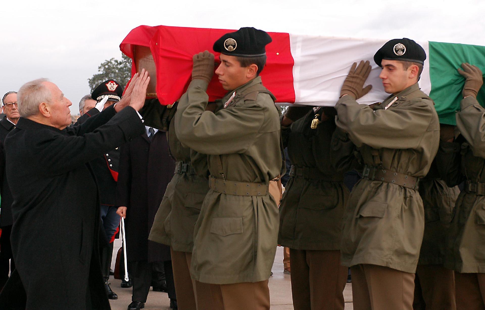 rientro salma nassirya 17 novembre 2003