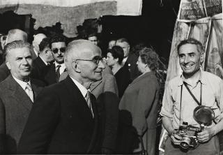 Il Presidente della Repubblica Luigi Einaudi con la moglie Ida in visita a Dogliani
