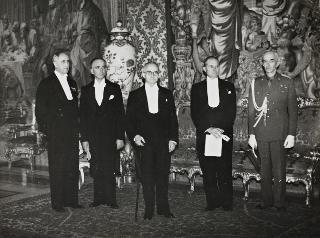 Luigi Einaudi nel giorno della proclamazione a Presidente della Repubblica