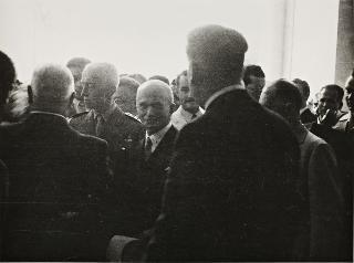 Visita del Presidente della Repubblica Luigi Einaudi alla Fiera del Levante (Bari). Padiglione della Polonia