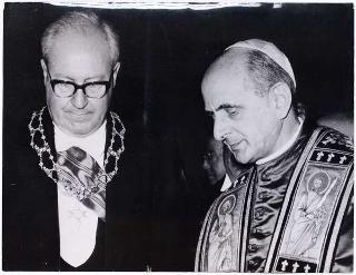 Visita ufficiale del Presidente della Repubblica Giuseppe Saragat a Sua Santità Papa Paolo VI, e restituzione della visita da parte del Cardinale Segretario di Stato Mons. Cicognani