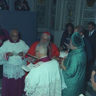 Cerimonia del Battesimo del piccolo Pietro Santacatterina, nipote del Presidente della Repubblica Saragat, officiato dal cardinale Eugenio Tisserant, Decano del Sacro Collegio