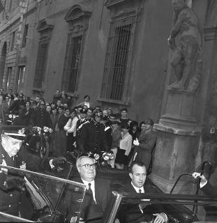 Viaggio del Presidente della Repubblica Giuseppe Saragat a Milano e a Parma per il centenario della nascita di Arturo Toscanini
