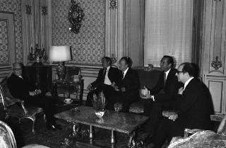 Il Presidente della Repubblica Sandro Pertini incontra Bruno Storti, presidente del CNEL, con i vice presidenti Franco Simoncini e Alfredo Diana, e il segretario generale Nino Valentino