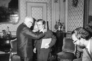 Il Presidente della Repubblica Sandro Pertini riceve la Signorina Ada Mason con Roberto Gentile, presidente dell'Opera Pia Lotteri