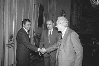 Incontro del Presidente della Repubblica Francesco Cossiga con una delegazione di imprenditori sardi