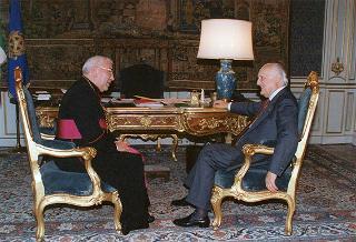 Incontro del Presidente della Repubblica Oscar Luigi Scalfaro con Mons. Giulio Nicolini, vescovo di Cremona