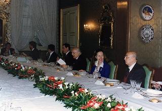 Intervento del Presidente della Repubblica a Reggio Emilia alla giornata celebrativa del Bicentenario del Tricolore (1797-1997)