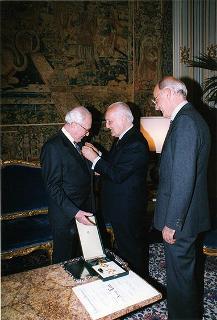 Onorificenza di Cavaliere di Gran Croce all'Ordine al Merito della Repubblica Italiana ad Arrigo Levi