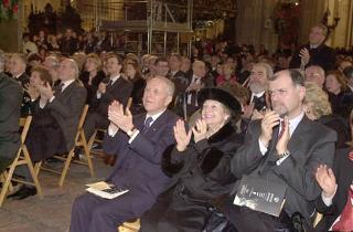 Il Presidente Ciampi e la Signora Franca applaudono alla fine della Messa da Requiem di Giuseppe Verdi eseguita dall'Orchestra Sinfonica Nazionale della RAI diretta dal M° Valery Gergiev