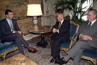 Il Presidente Ciampi a colloquio con S.A.R. Filippo di Borbone Principe delle Asturie e il Segretario generale del Quirinale Gaetano Gifuni